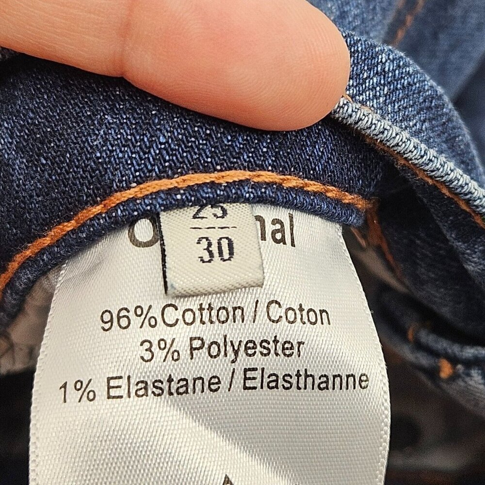 Toteme Original Ripped Twisted Seam Jeans Dark Wash Women’s Size 25 Straight Leg - Picture 9 of 16